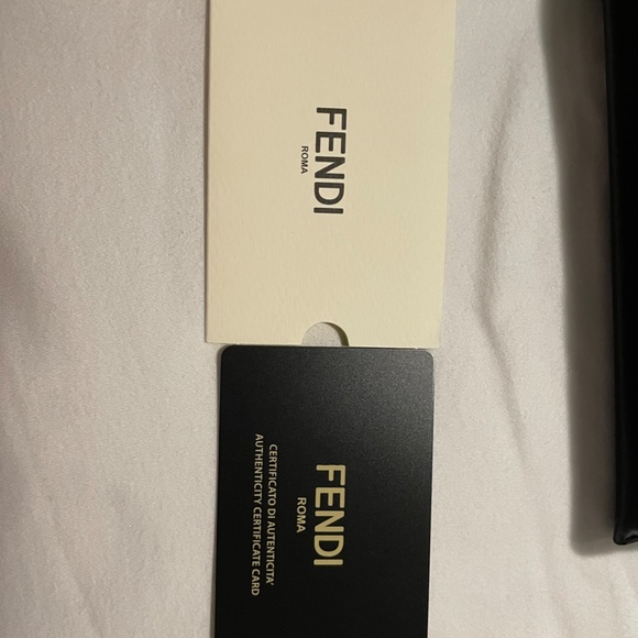 Fendi Sunglasses - Picture 7 of 7